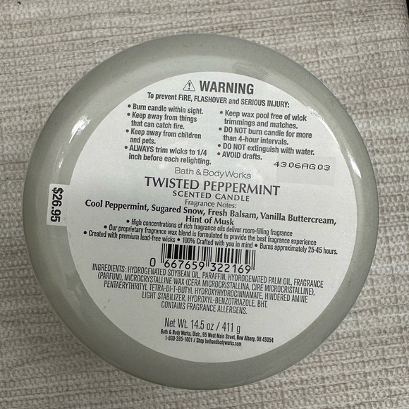 Twisted Peppermint 3 wick candle - Picture 3 of 3